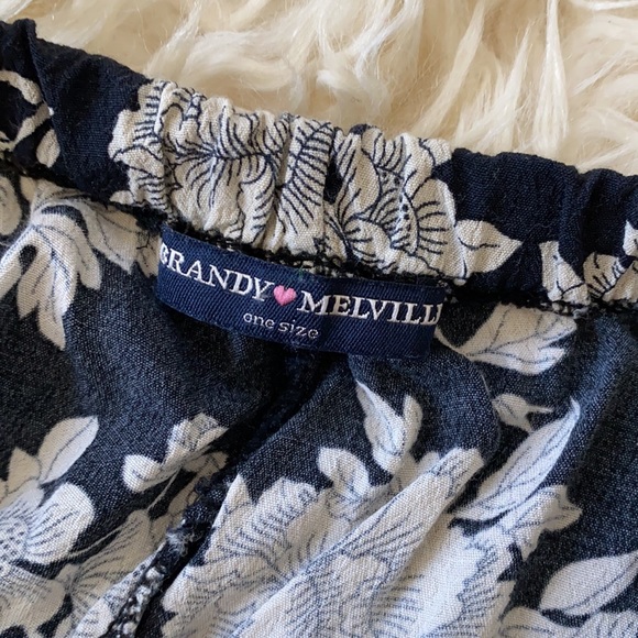 Brandy Melville floral soft shorts - Picture 3 of 3